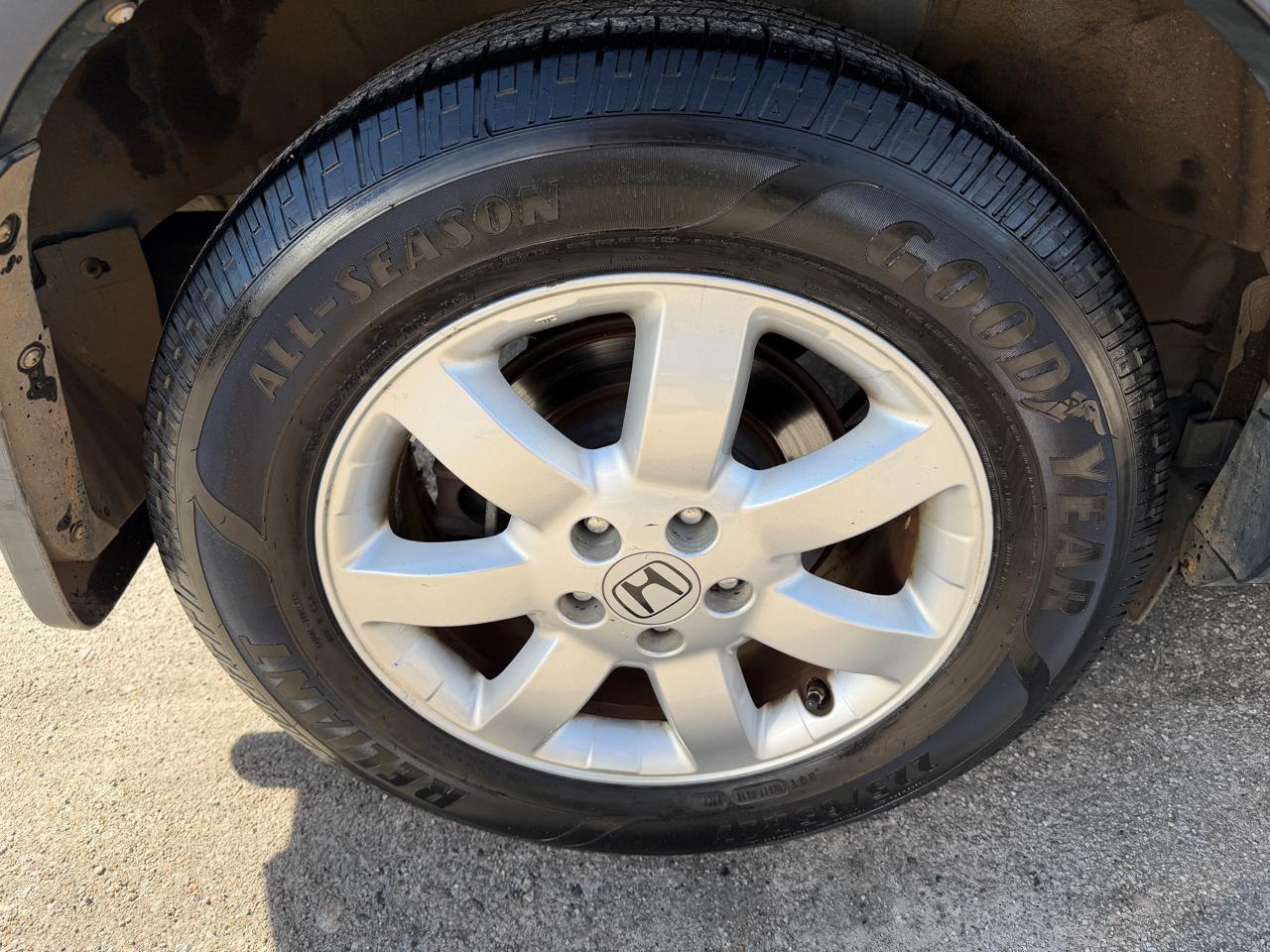 Honda CR-V LX 2WD 5-Speed AT 2010