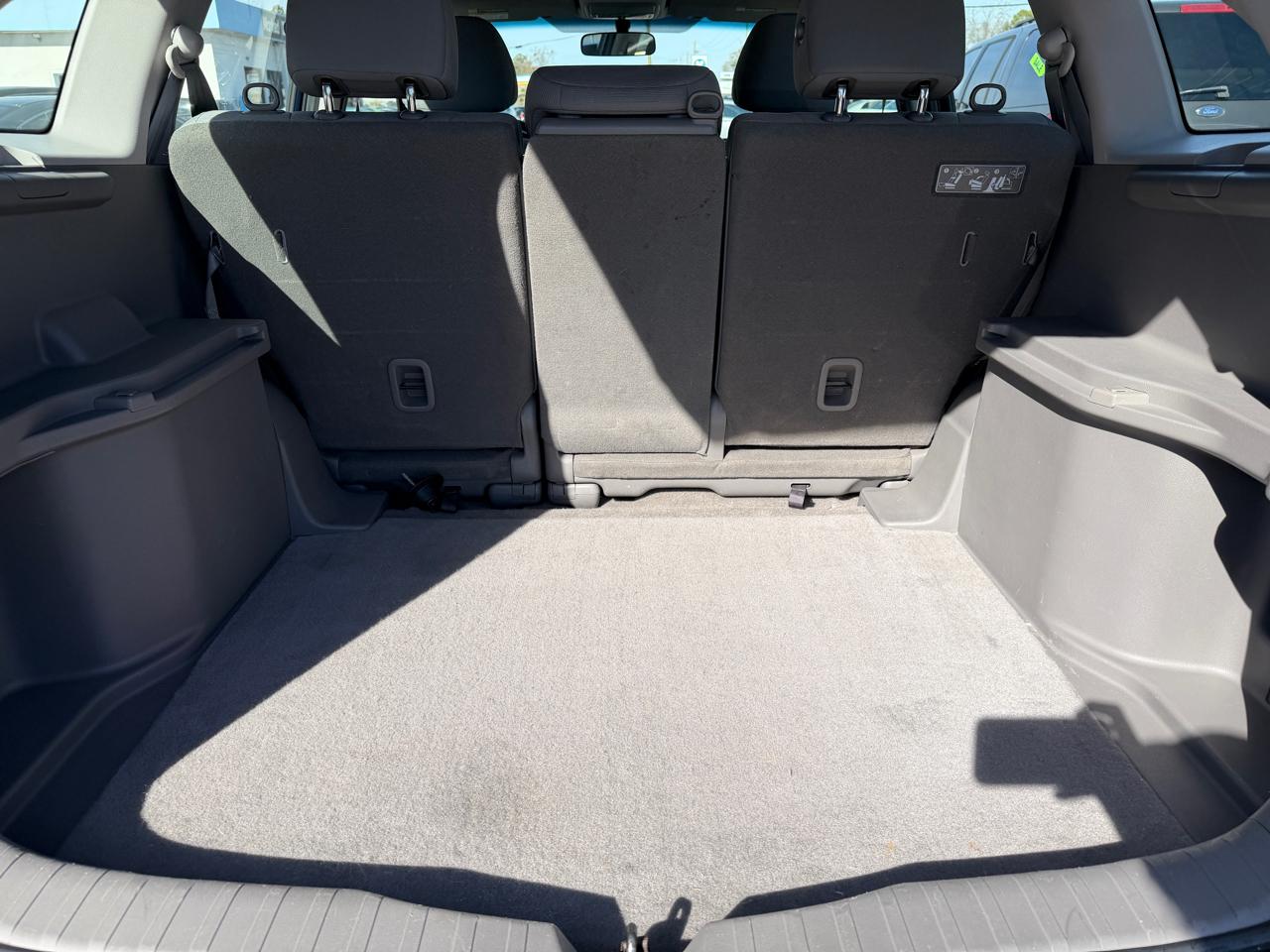 Honda CR-V LX 2WD 5-Speed AT 2010