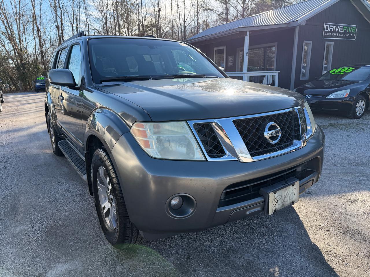 Nissan Pathfinder LE 2WD 2009