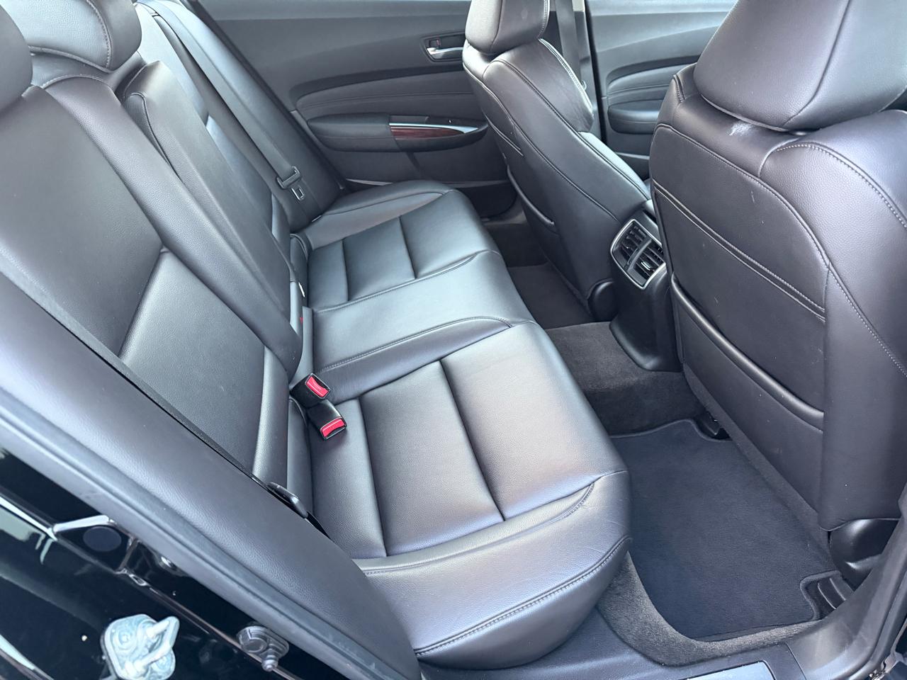 Acura TLX Base 2.4L 2017