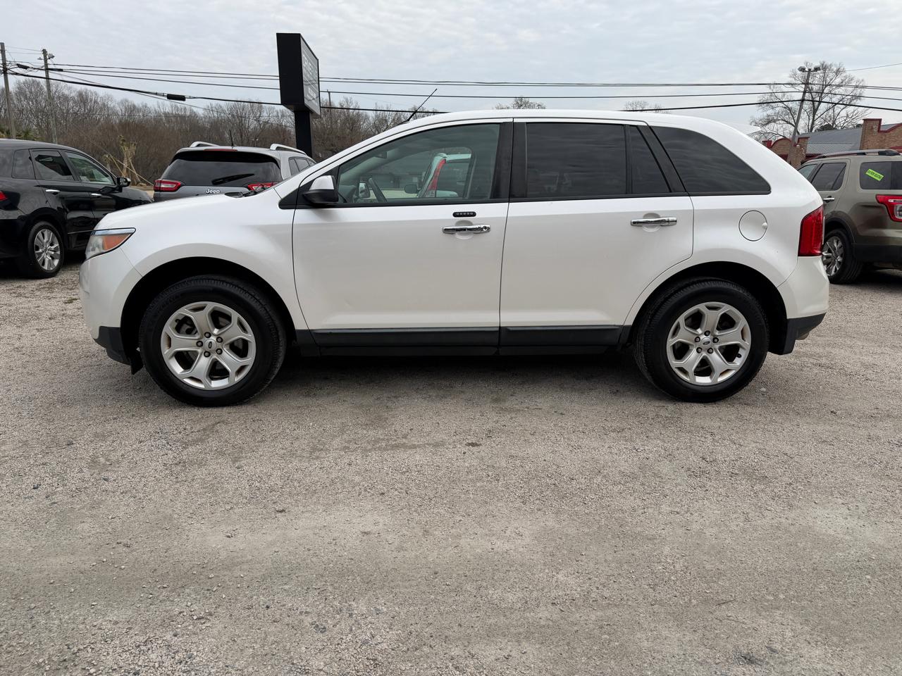 Ford Edge SEL FWD 2011