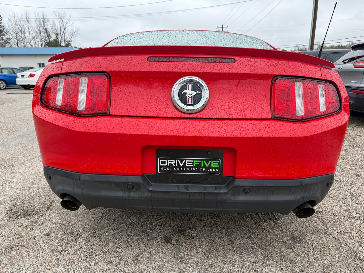 Ford Mustang V6 Coupe 2012