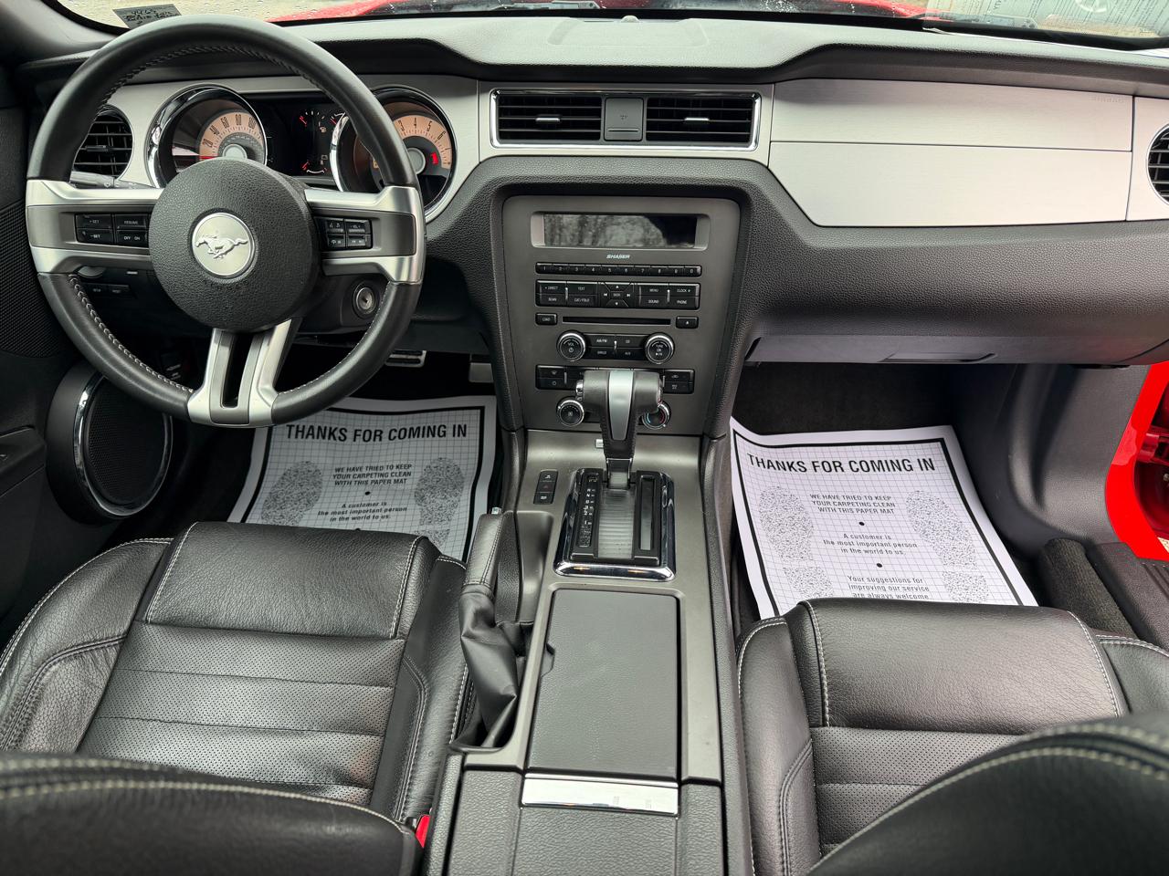 Ford Mustang V6 Coupe 2012