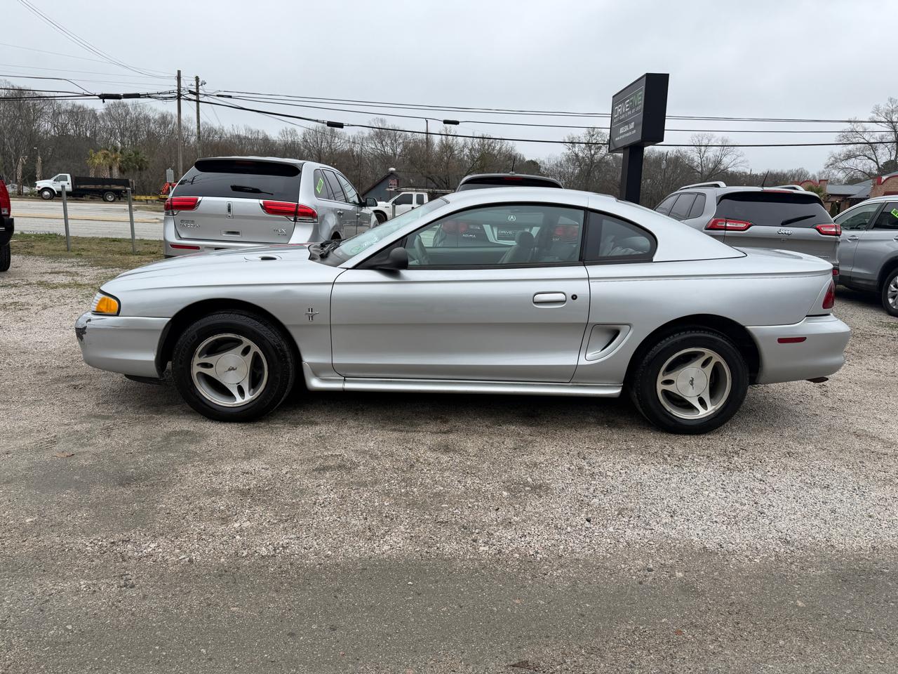 Ford Mustang Coupe 1998