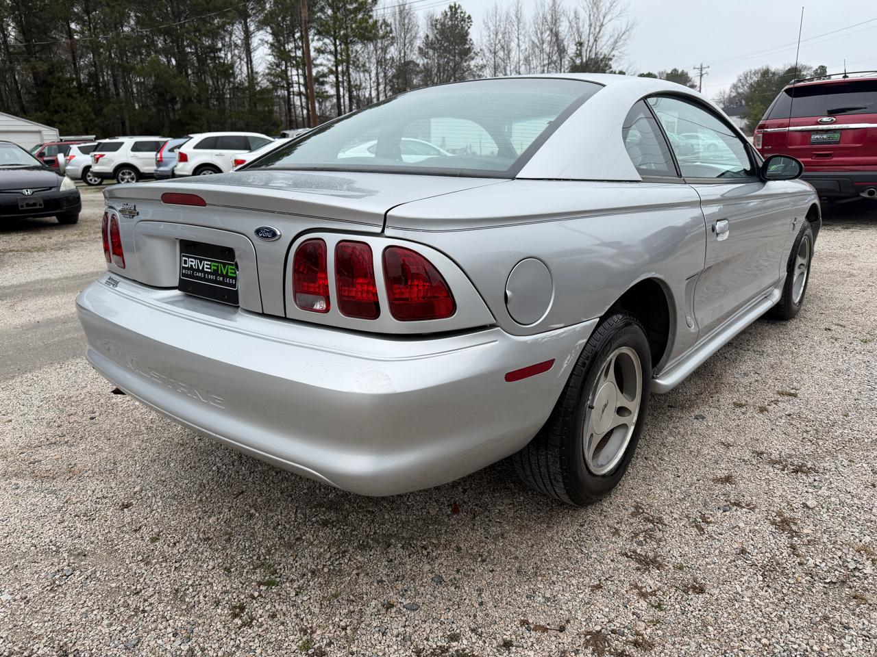 Ford Mustang Coupe 1998