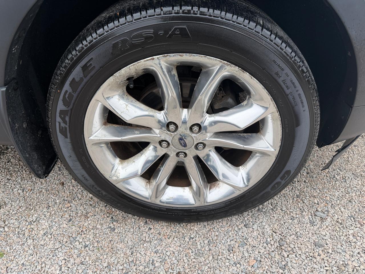 Ford Explorer Limited 4WD 2011