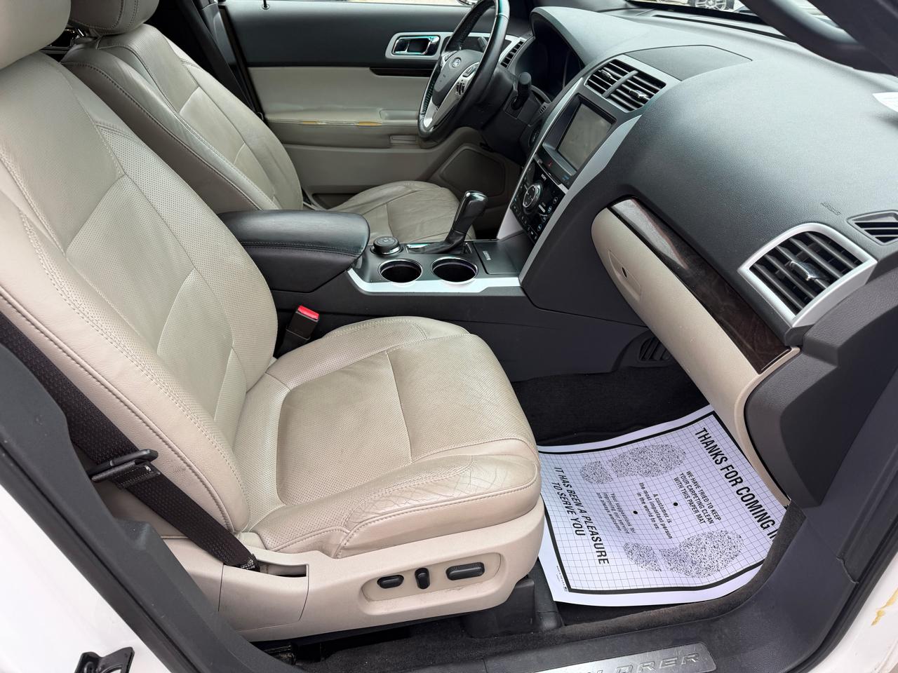 Ford Explorer Limited 4WD 2011