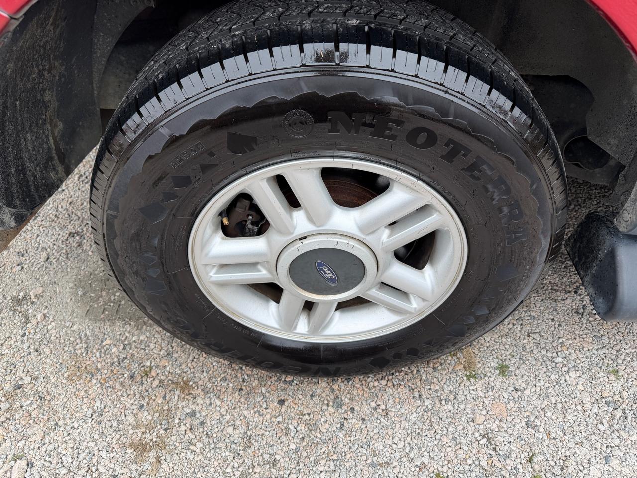 Ford Expedition XLT Value 4.6L 2WD 2003