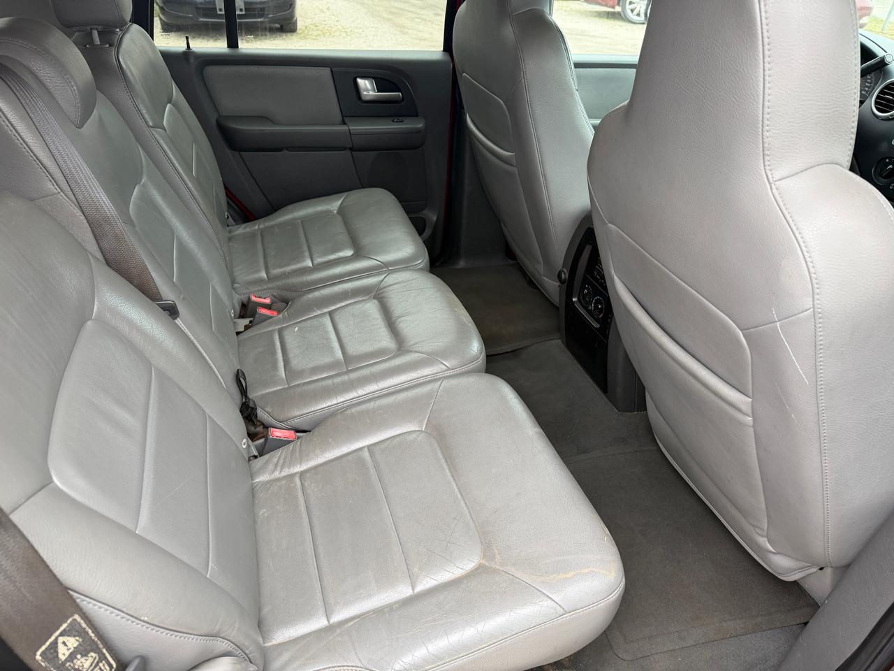 Ford Expedition XLT Value 4.6L 2WD 2003