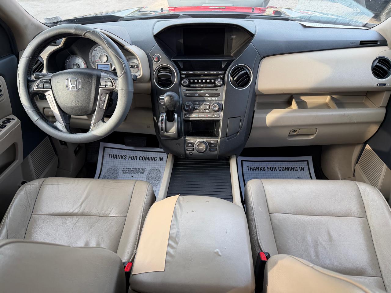 Honda Pilot Touring 4WD 5-Spd AT with DVD 2013