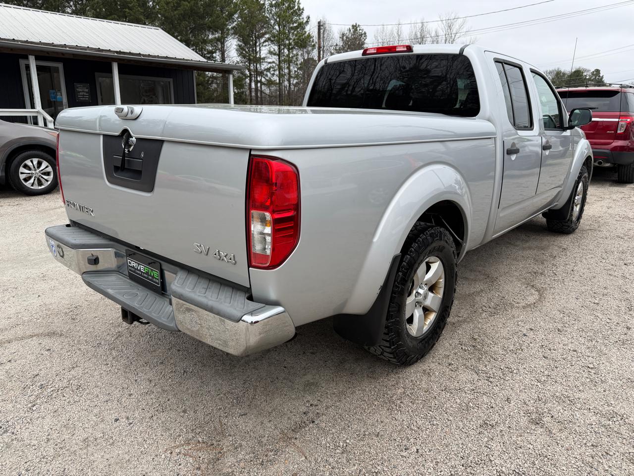 Nissan Frontier 2017.5 Crew Cab 4x4 SV V6 Auto 2012