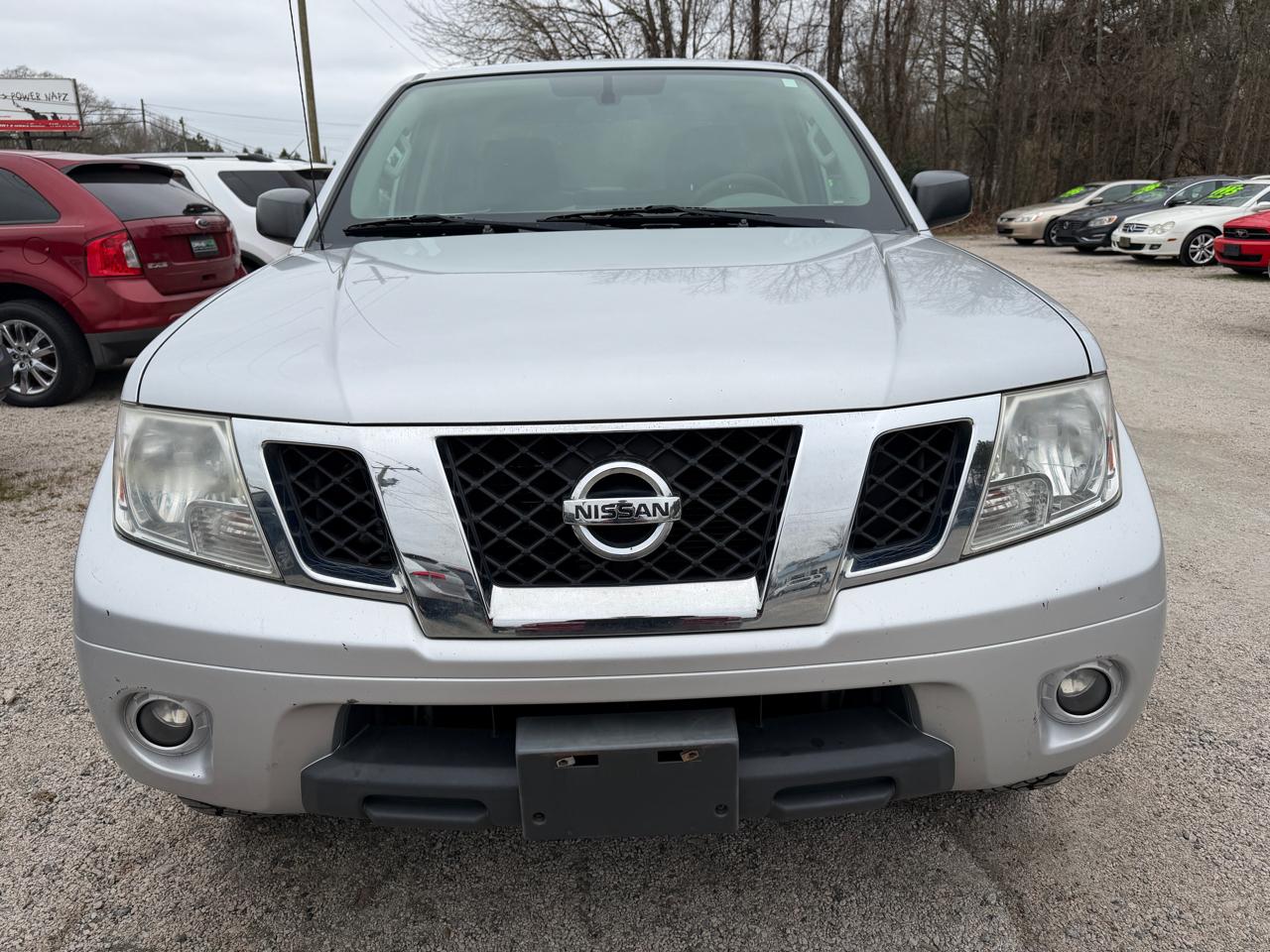 Nissan Frontier 2017.5 Crew Cab 4x4 SV V6 Auto 2012