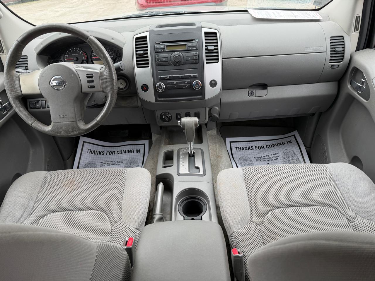 Nissan Frontier 2017.5 Crew Cab 4x4 SV V6 Auto 2012