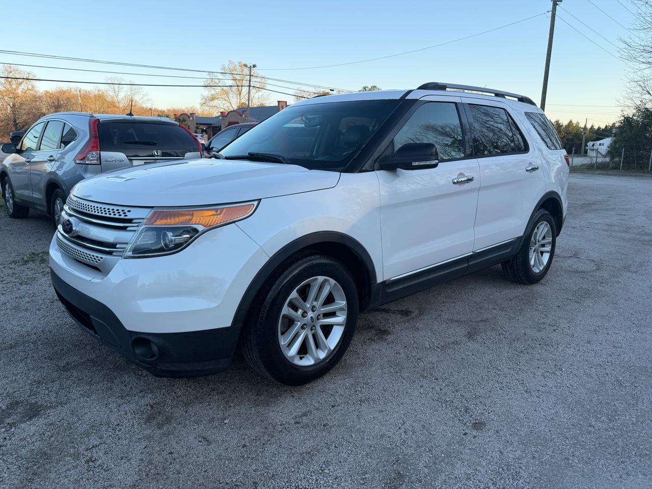2013 Ford Explorer 2WD 4dr V6 XLT