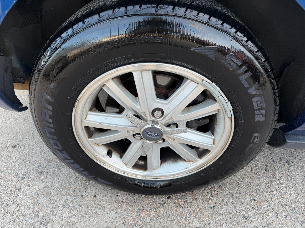 Ford Mustang V6 Standard Coupe 2006