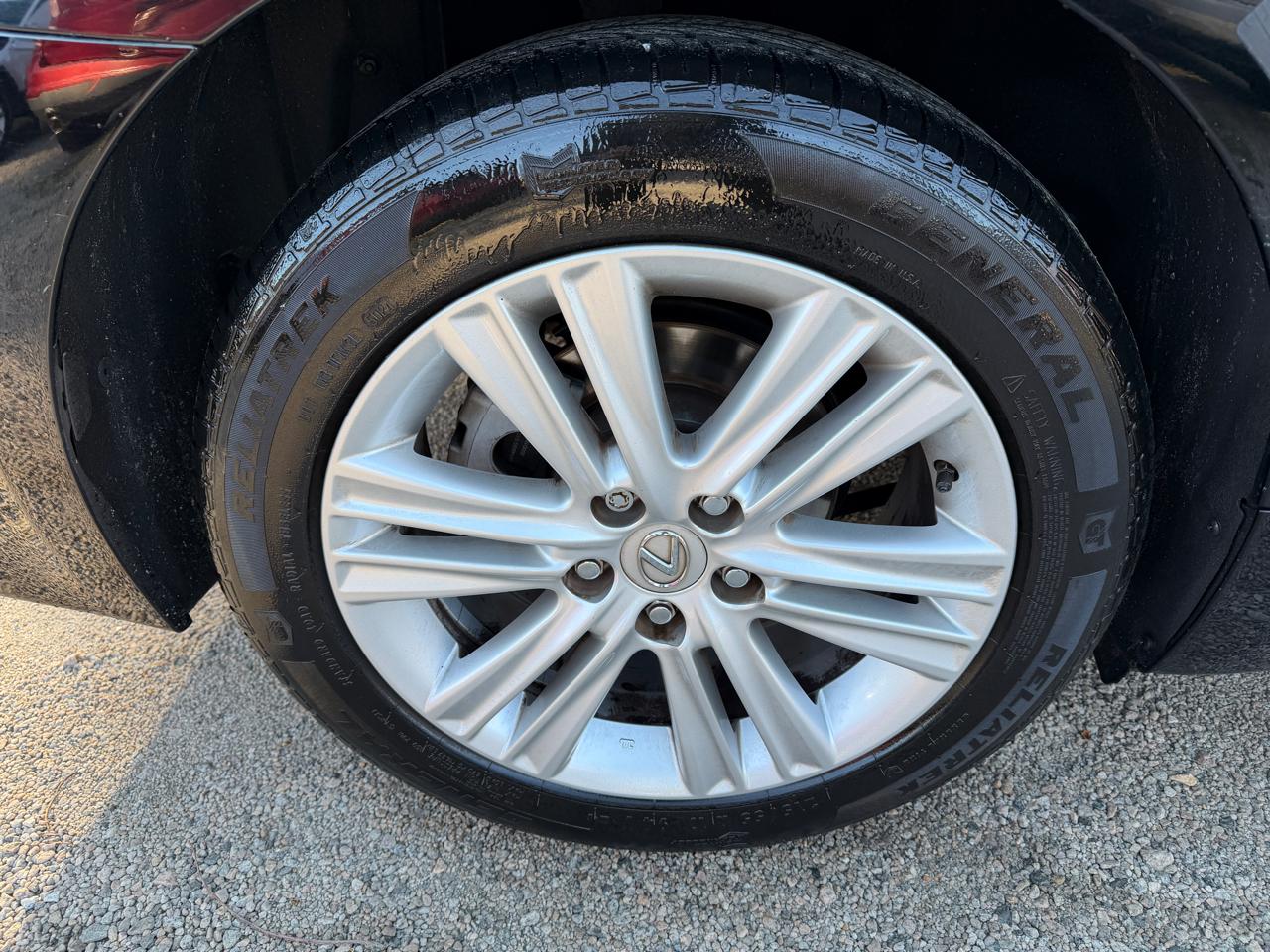 Lexus ES 350 Sedan 2013