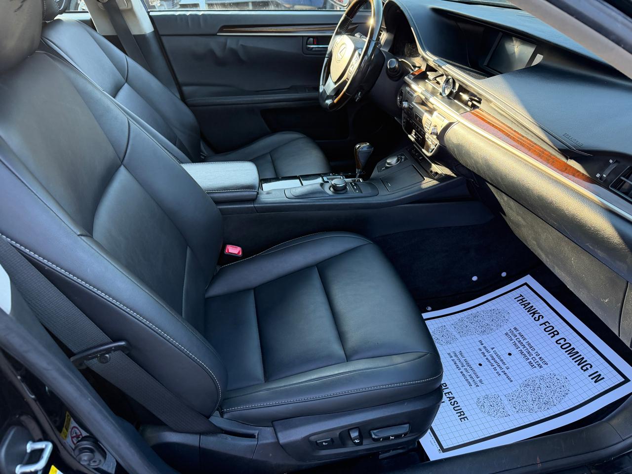 Lexus ES 350 Sedan 2013