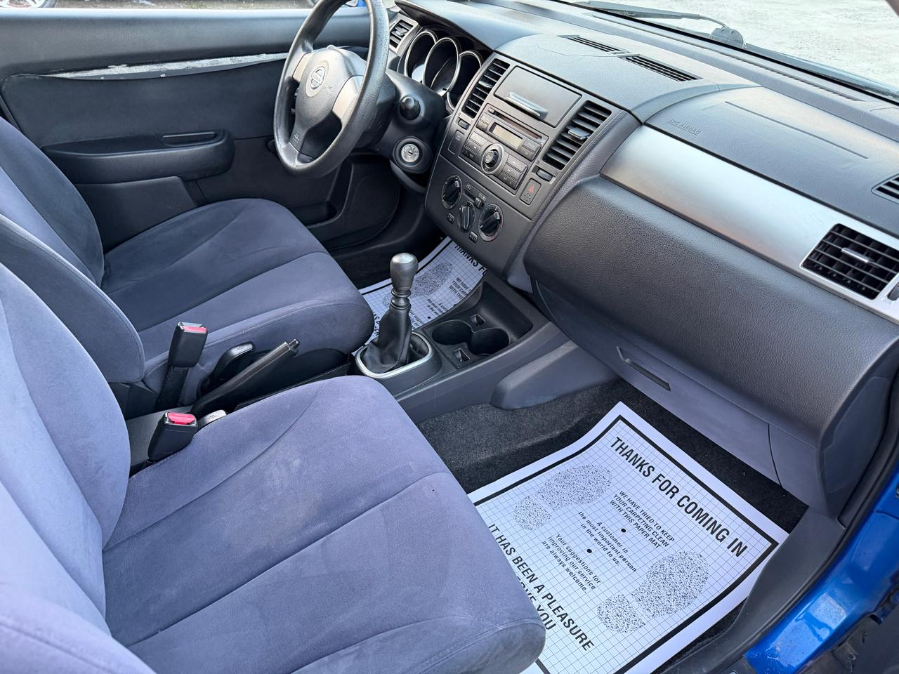 Nissan Versa 1.8 S 2007