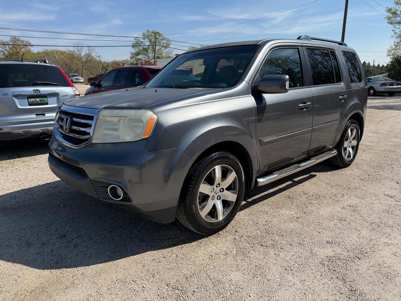 2012 Honda Pilot Touring 2WD 5-Spd AT with DVD