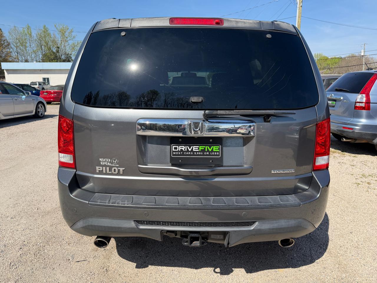 Honda Pilot Touring 2WD 5-Spd AT with DVD 2012