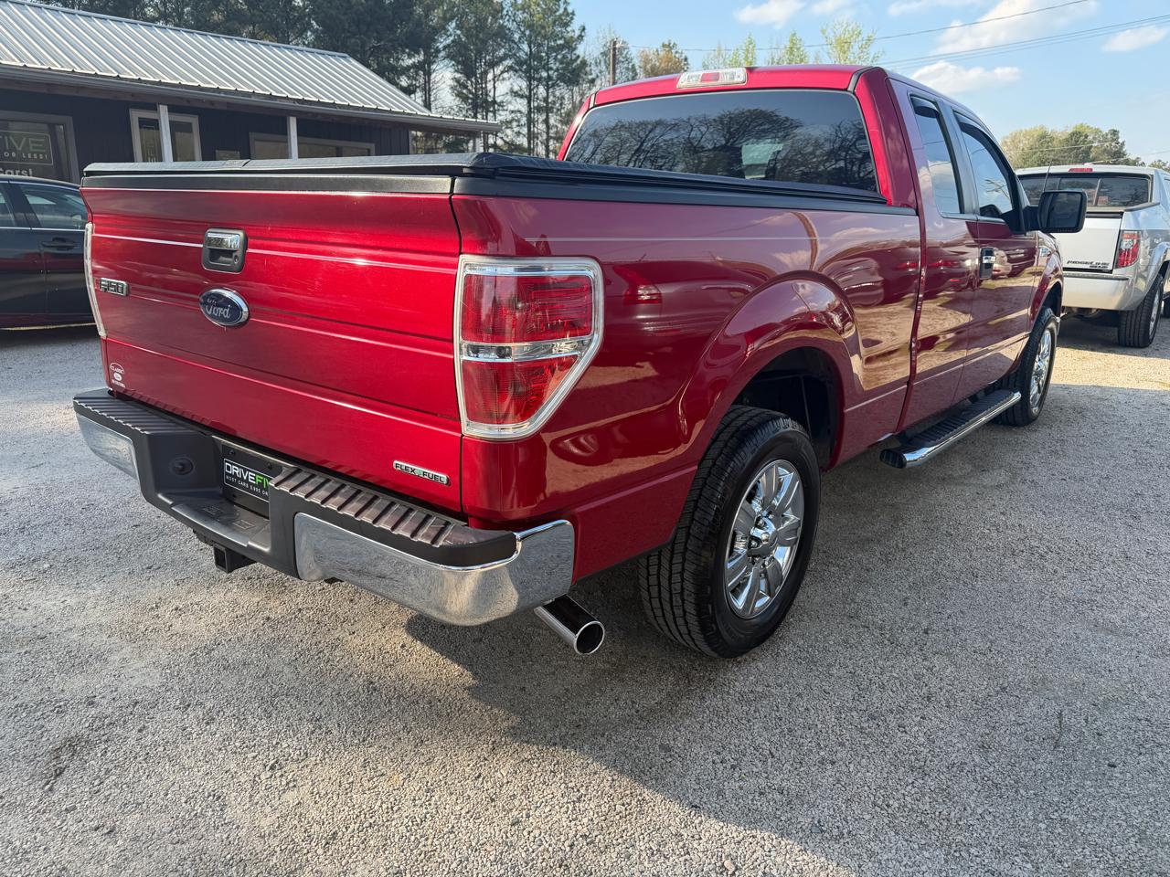 Ford F-150 2WD SuperCab 145" XLT 2011