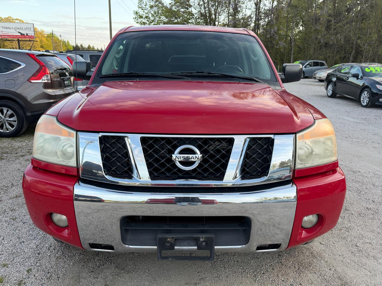 Nissan Titan SV Crew Cab 2WD 2011