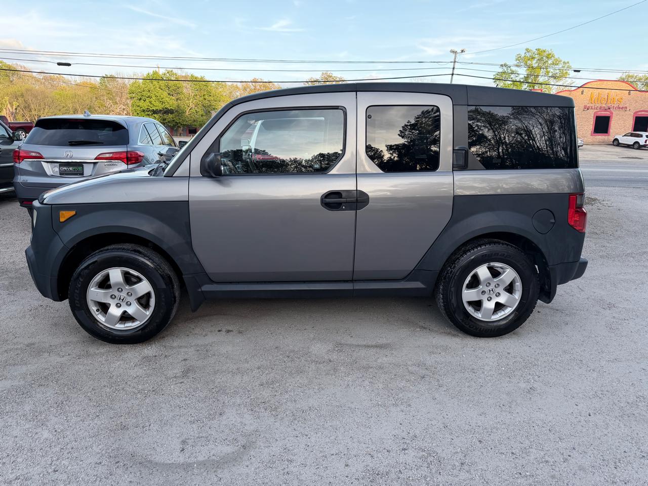 Honda Element EX 2WD 4-spd AT 2005