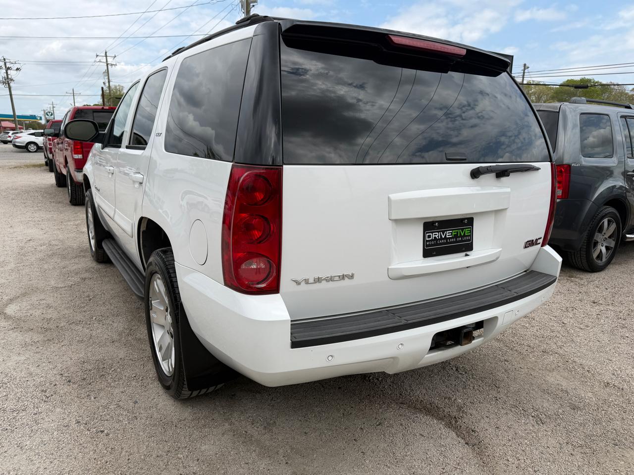 GMC Yukon SLE-1 2WD 2007