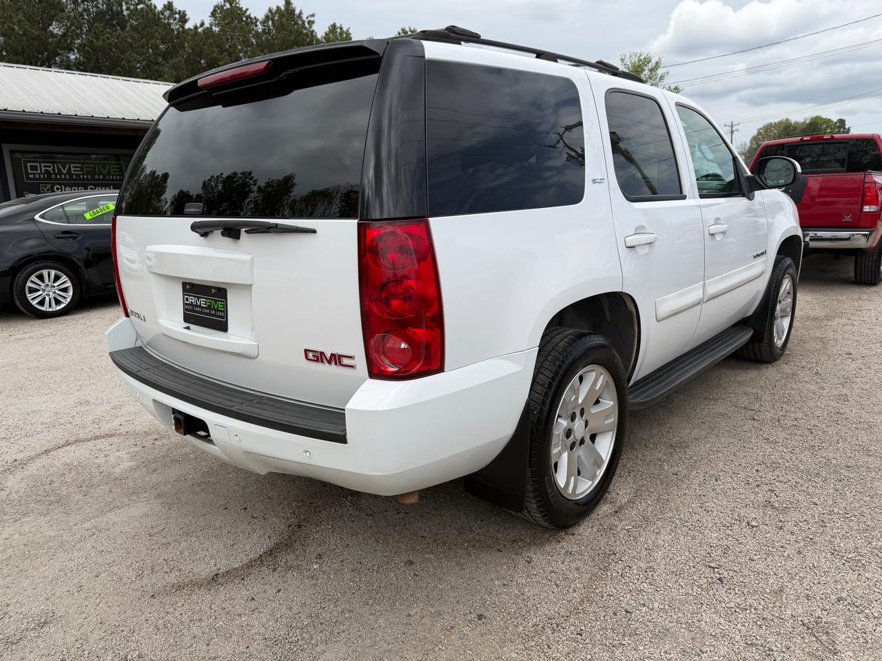 GMC Yukon SLE-1 2WD 2007