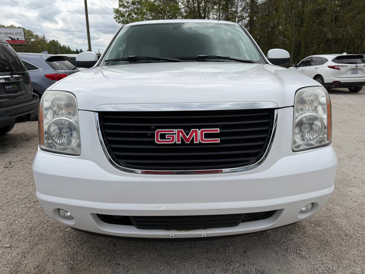 GMC Yukon SLE-1 2WD 2007