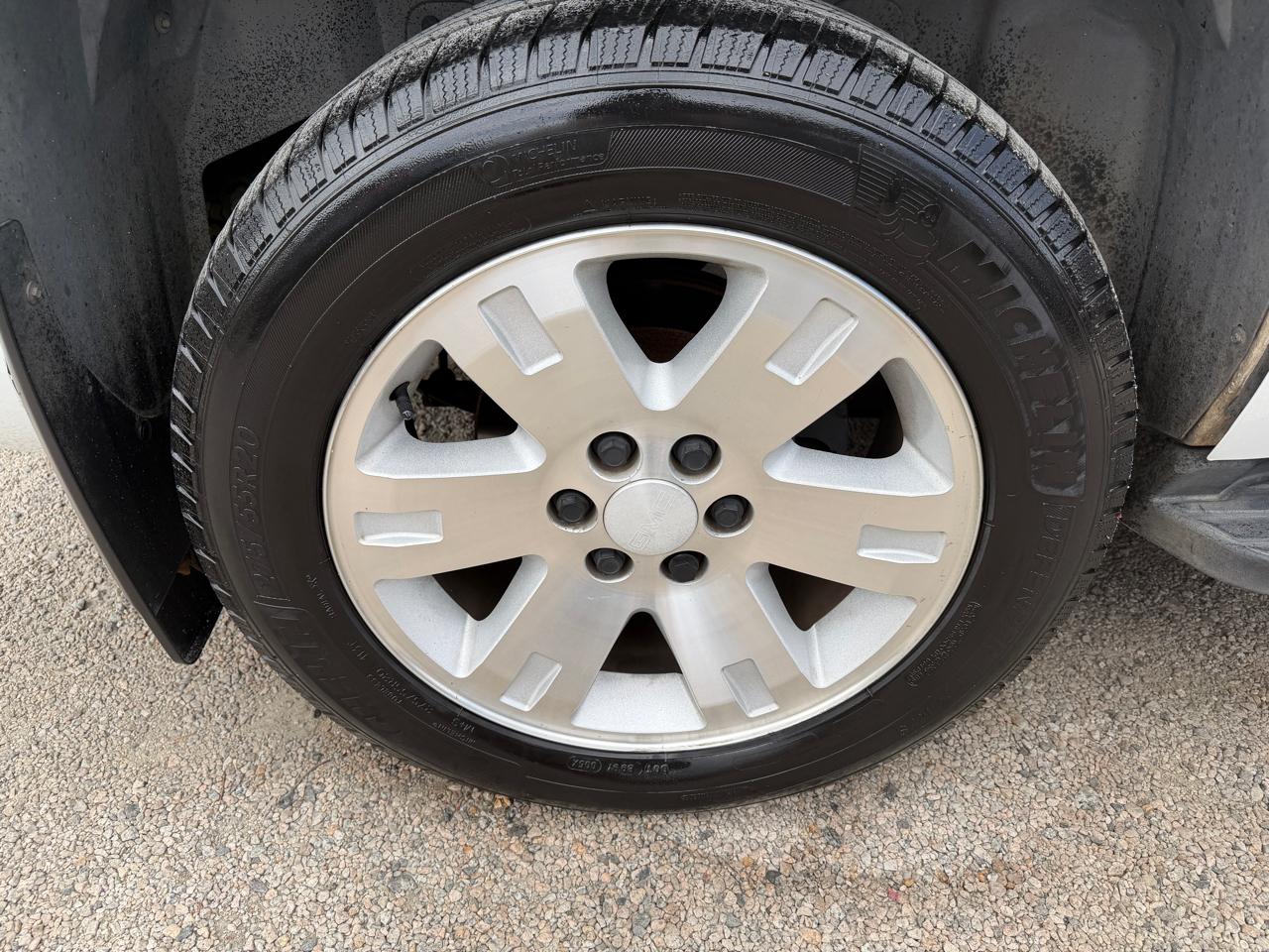 GMC Yukon SLE-1 2WD 2007