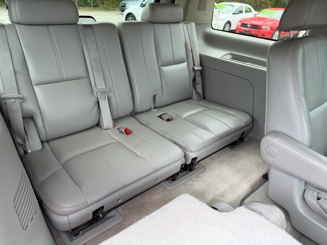 GMC Yukon SLE-1 2WD 2007