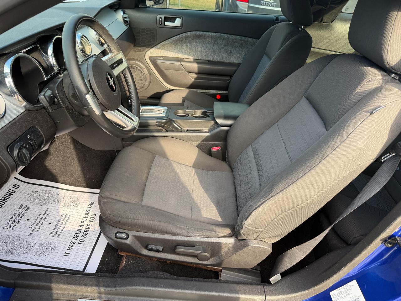 Ford Mustang V6 Coupe 2009