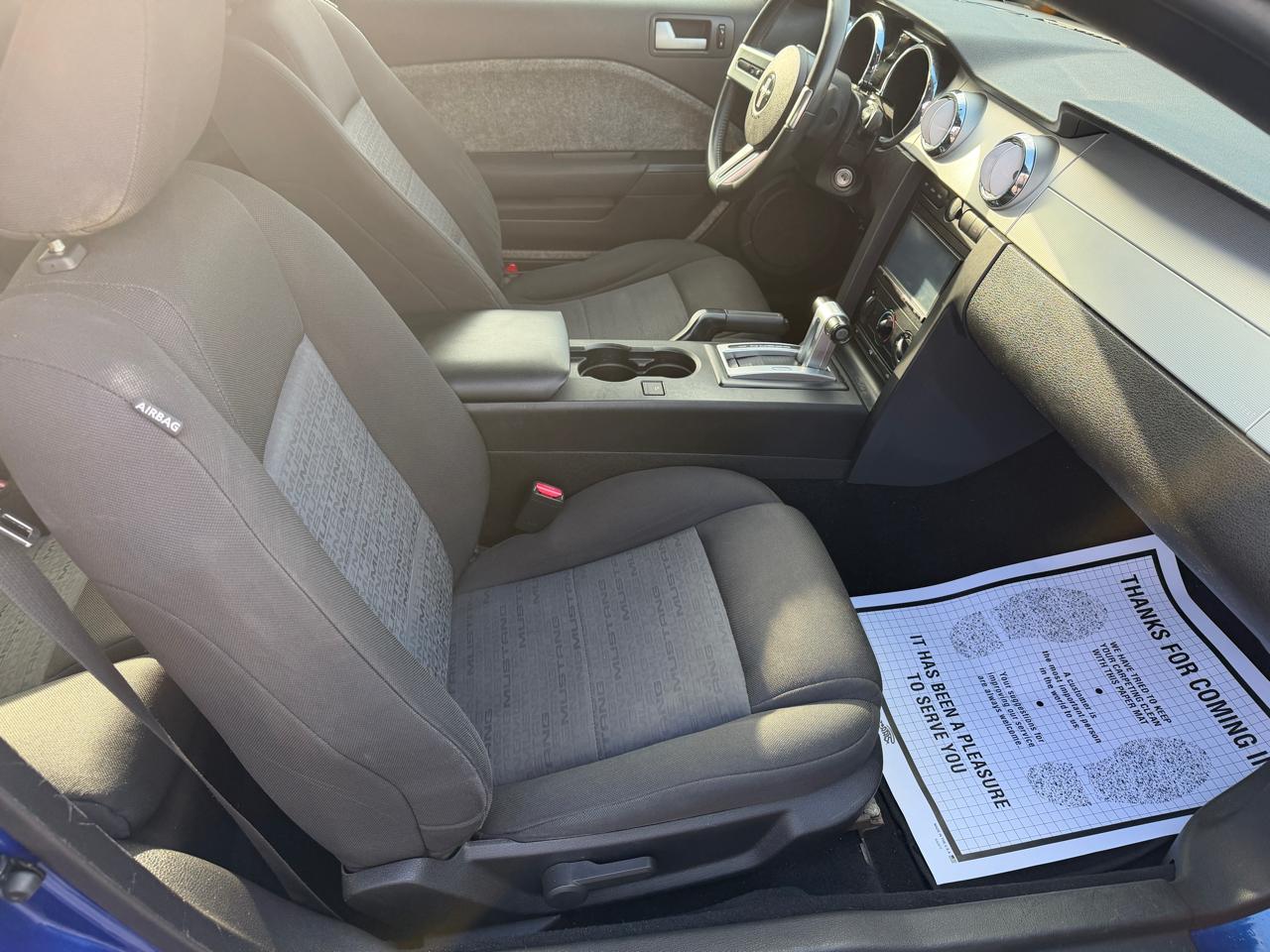 Ford Mustang V6 Coupe 2009