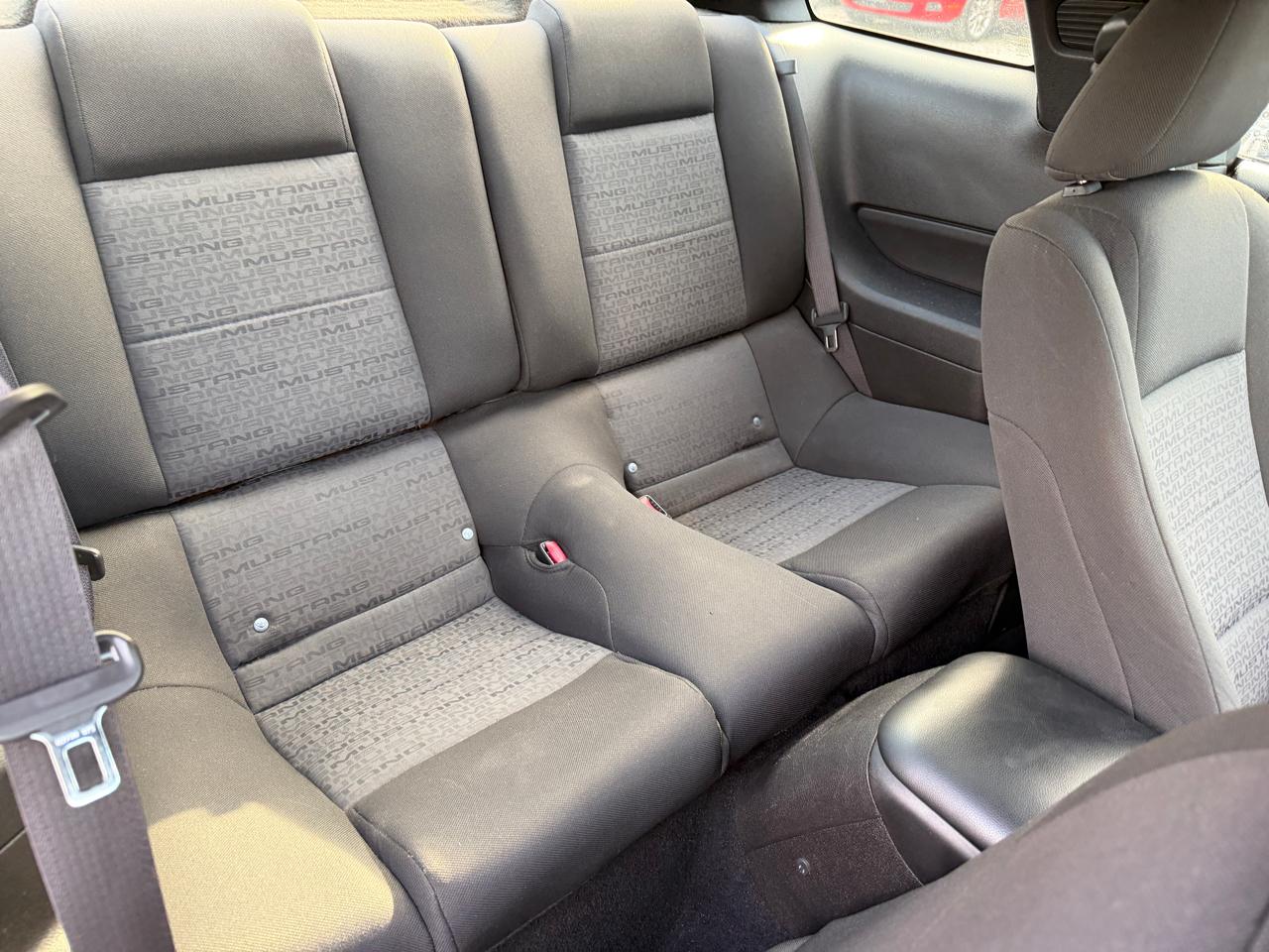 Ford Mustang V6 Coupe 2009