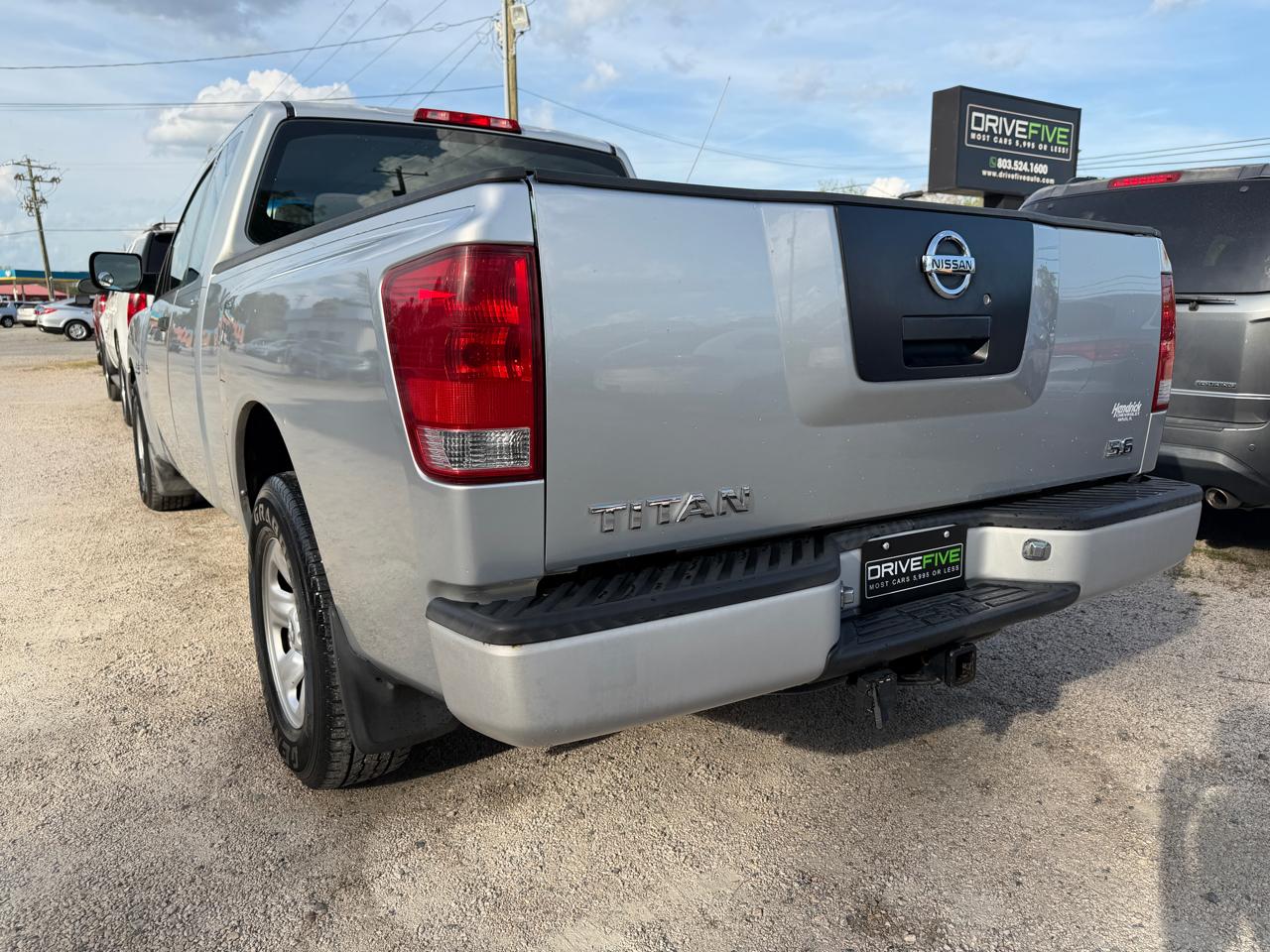 Nissan Titan XE King Cab 2WD 2004