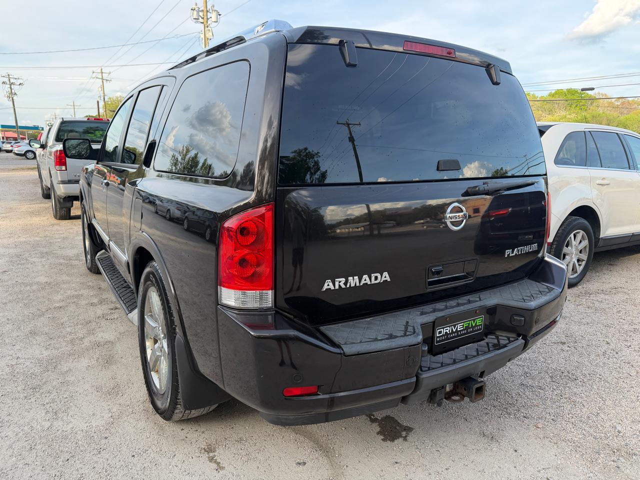 Nissan Armada SL 4WD 2011