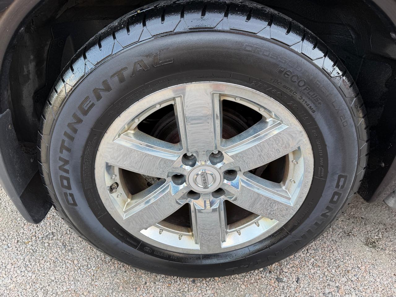 Nissan Armada SL 4WD 2011