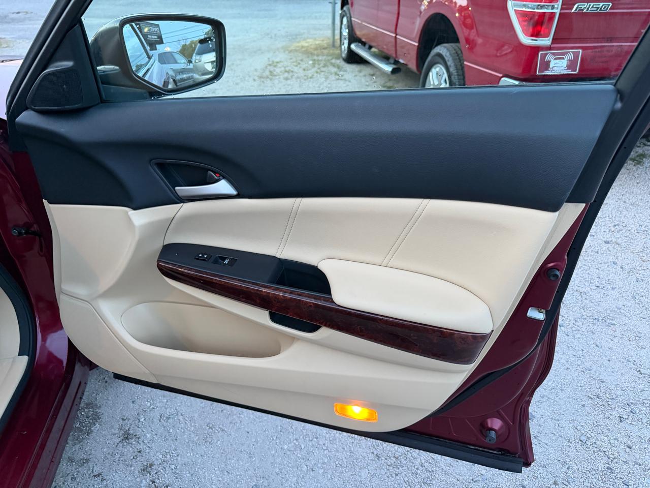 Honda Accord Crosstour EX-L 4WD 5-Spd AT 2010