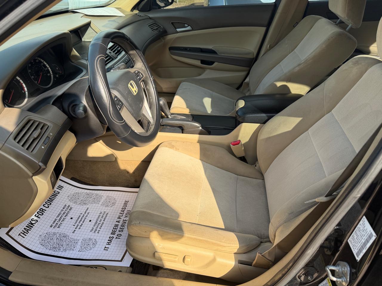 Honda Accord LX-P Sedan AT 2010