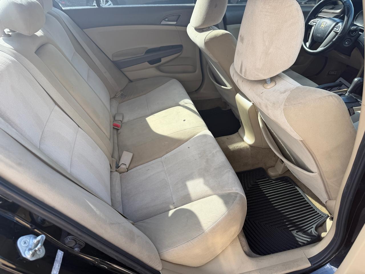 Honda Accord LX-P Sedan AT 2010