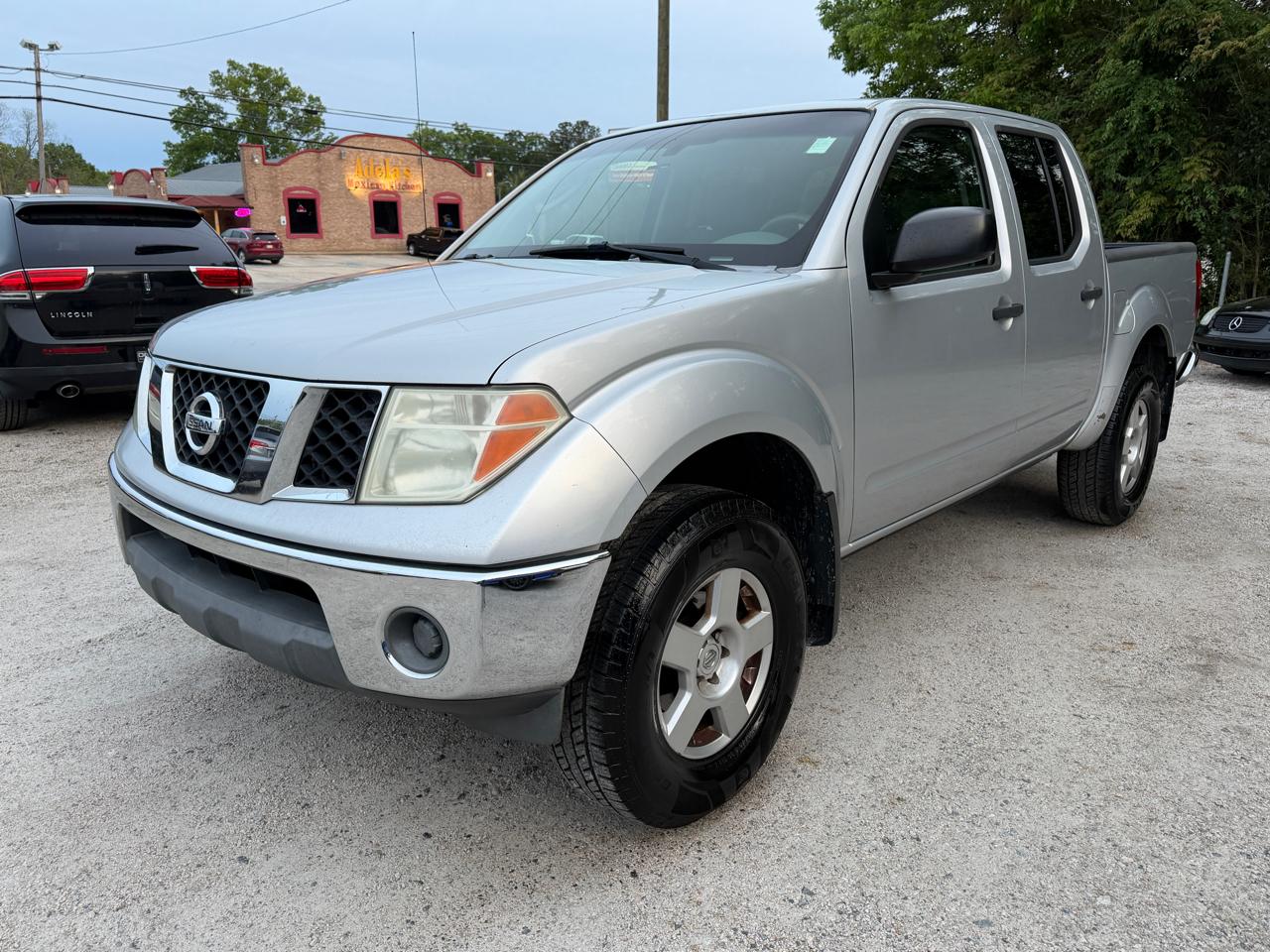 Nissan Frontier LE Crew Cab 2WD 2008