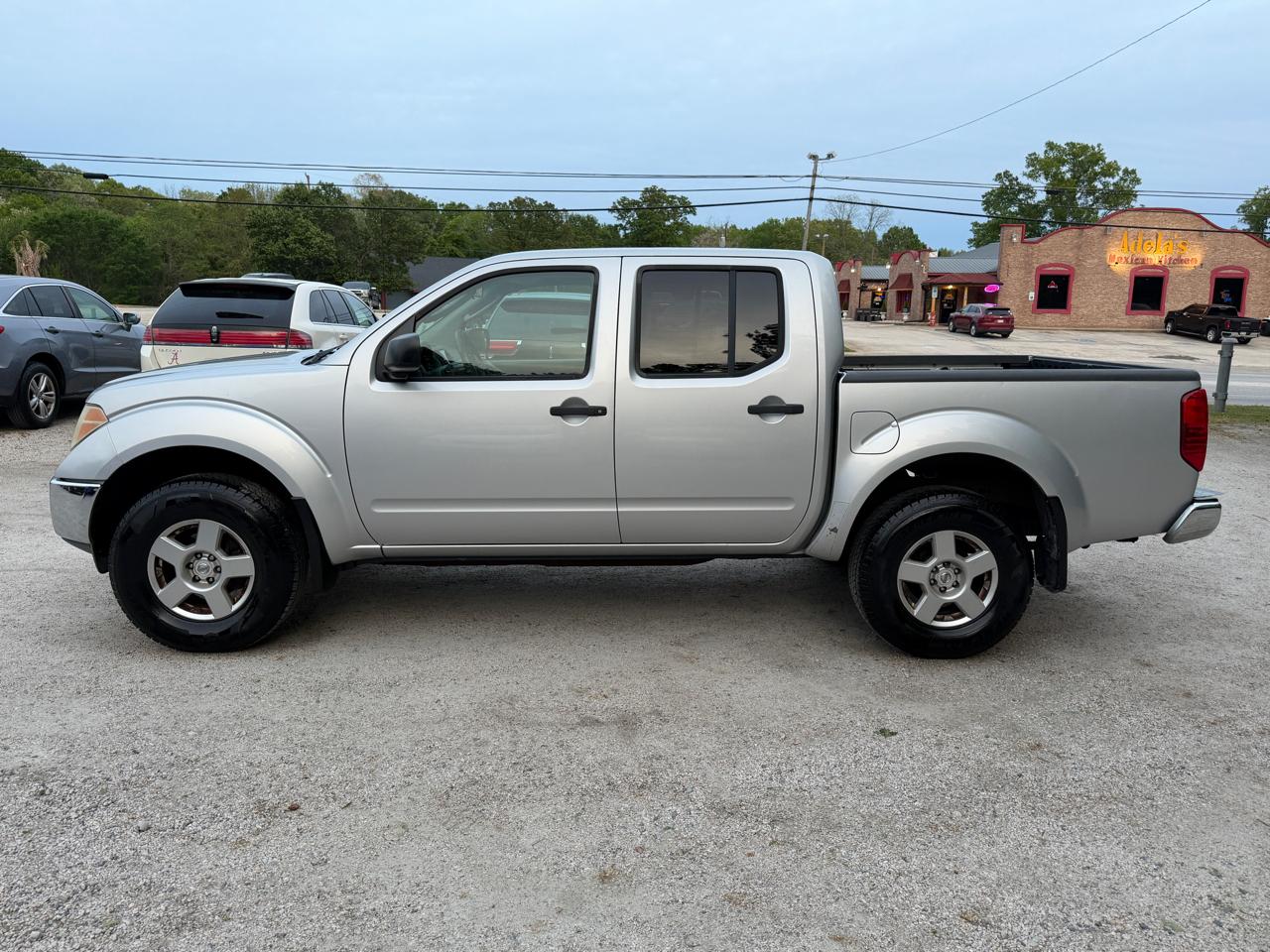 Nissan Frontier LE Crew Cab 2WD 2008
