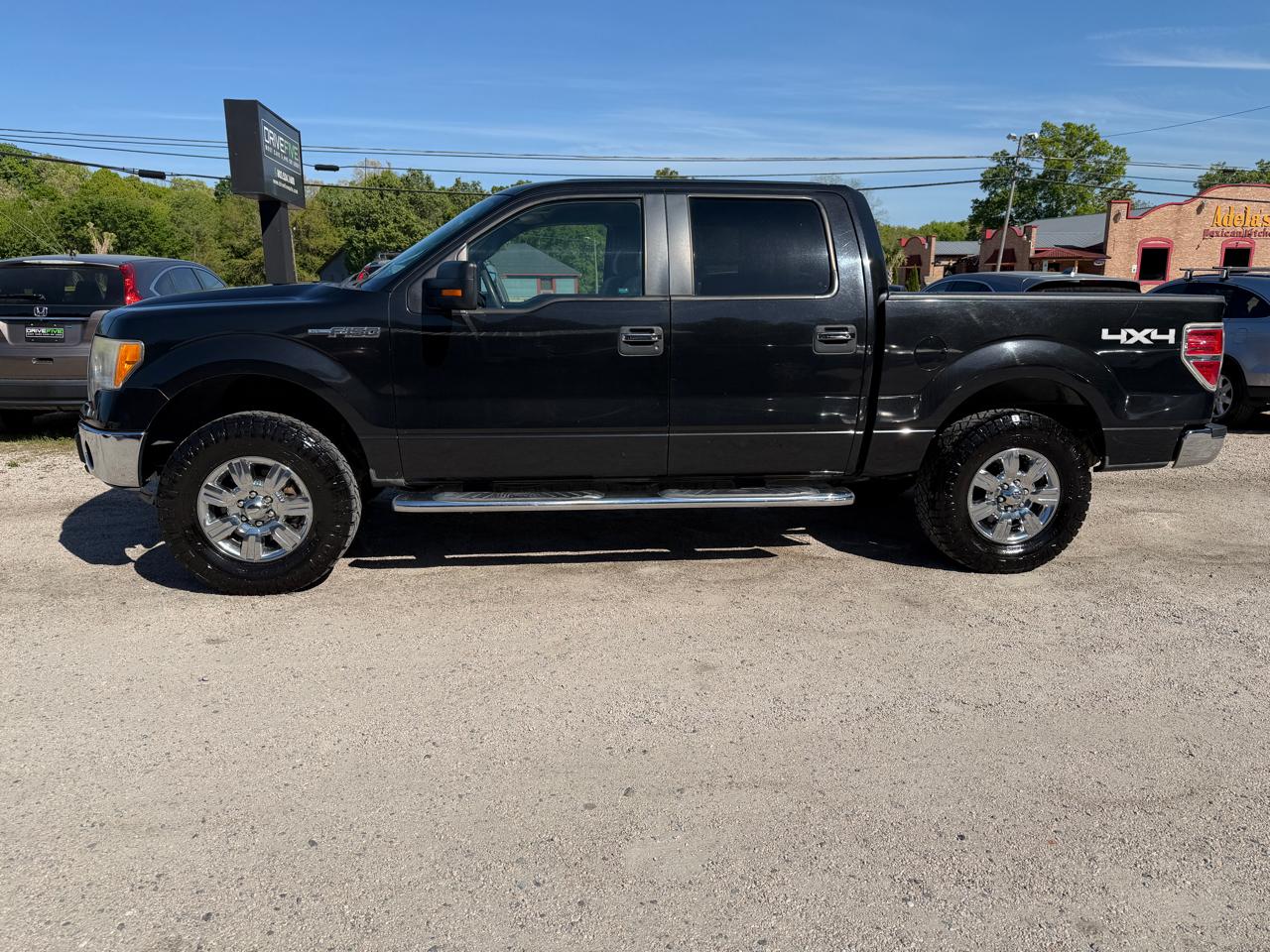 Ford F-150 4WD Reg Cab 145" XLT 2010