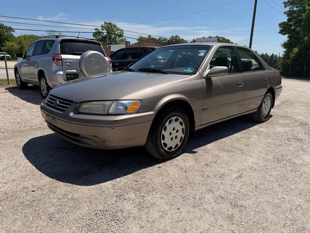 Brown 1999 Toyota Camry CE Sedan Front-Wheel Drive Automatic