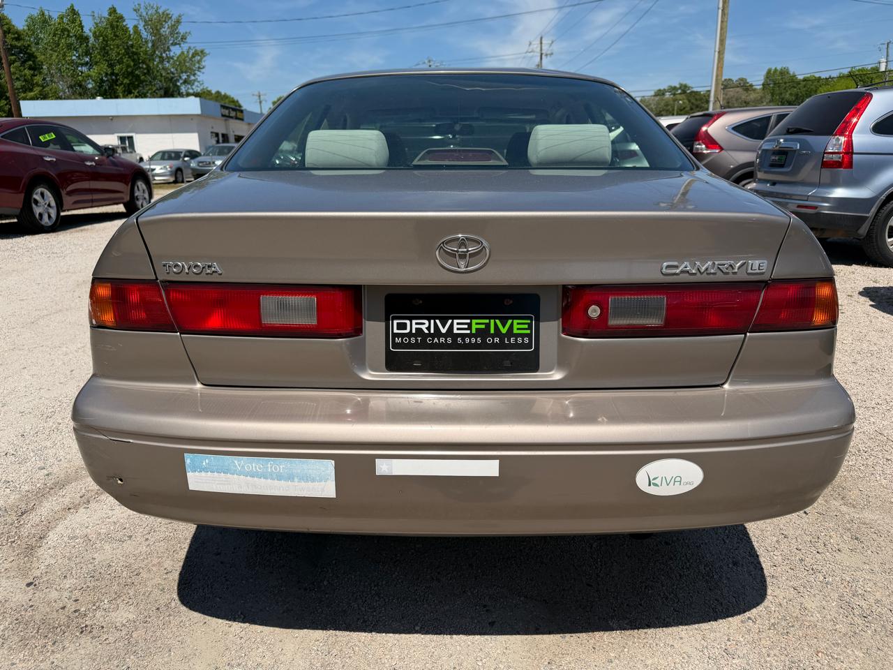 Toyota Camry CE 1999