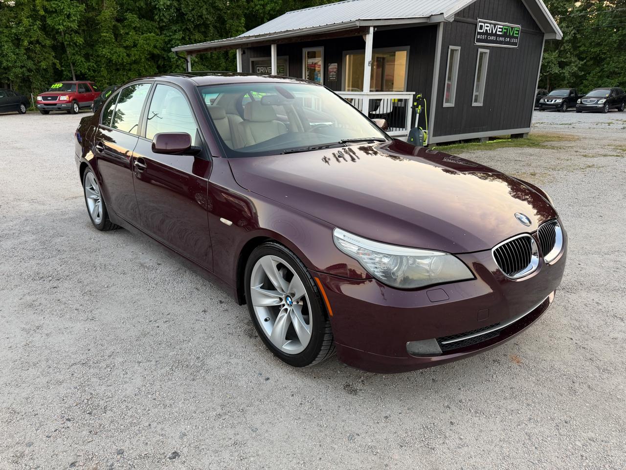 BMW 5-Series 528i 2008