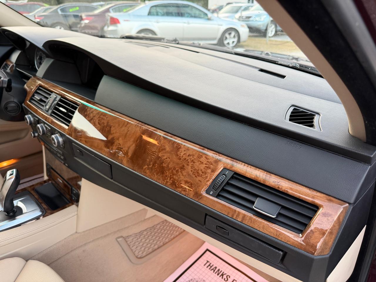 BMW 5-Series 528i 2008