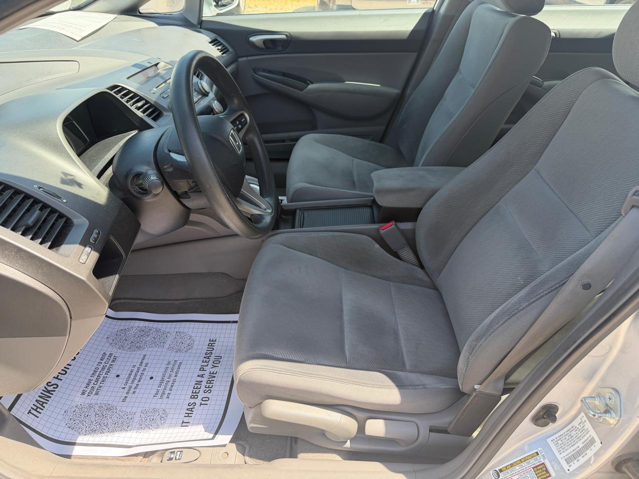 Honda Civic 1.5 4-Door Sedan 2011