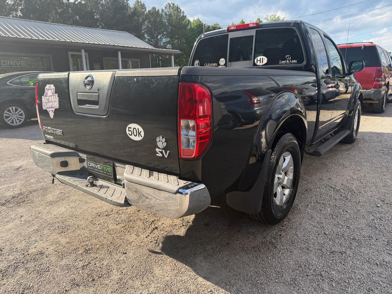 Nissan Frontier 2WD King Cab I4 Auto SV 2012